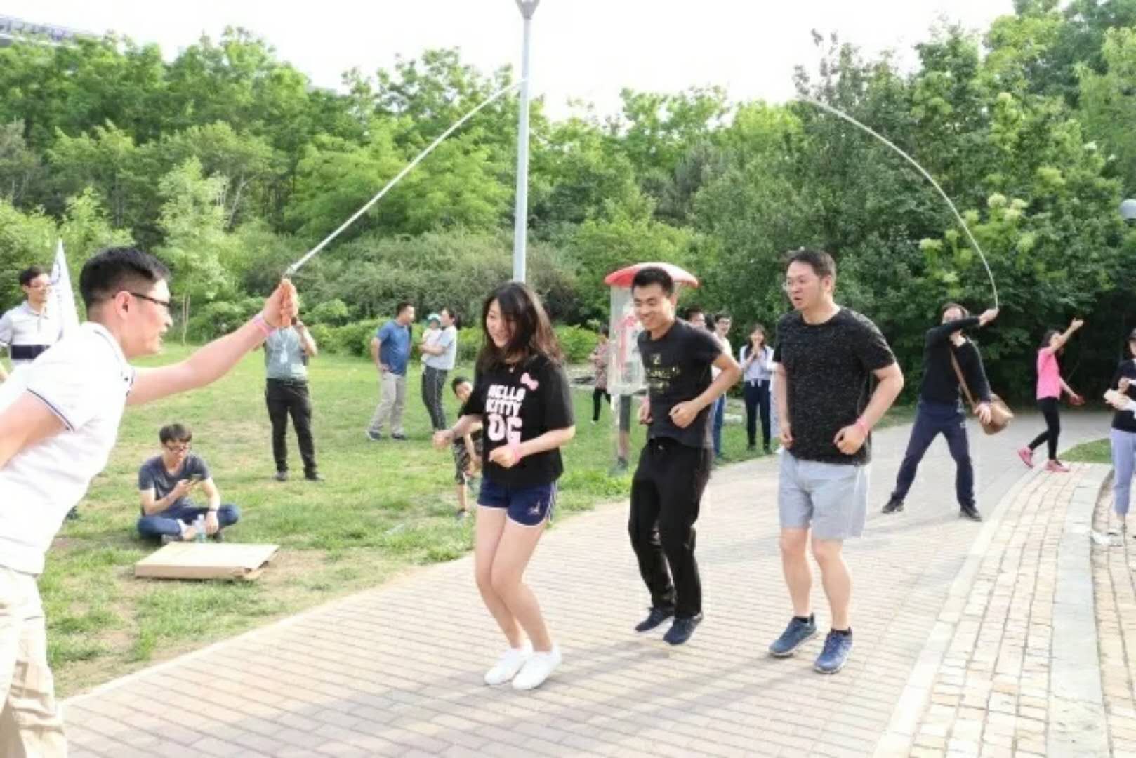 1346007840.jpg